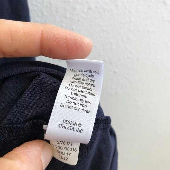 ATHLETA Sleeveless Mesh Tank Top Medium Size - Picture 8 of 9